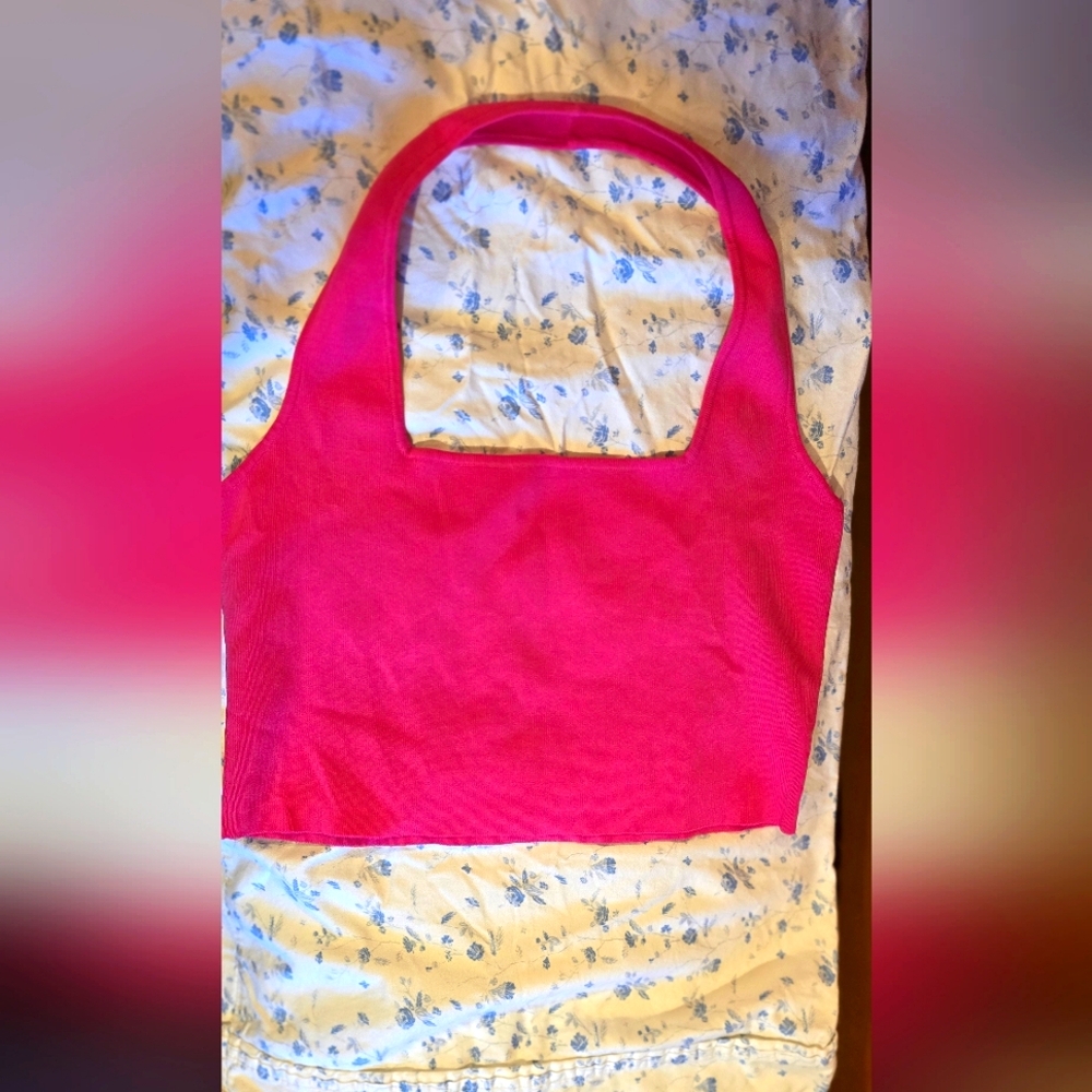 Cropped Halter Top
